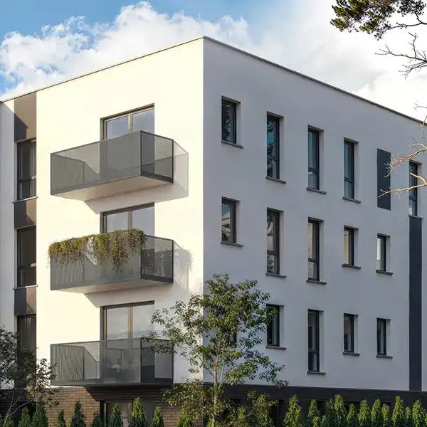 <strong>Dual-aspect exposure</strong> in selected apartments
